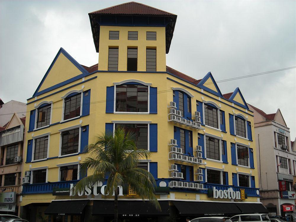 Oyo 176 Hotel Q Inn Petaling Jaya Exteriör bild